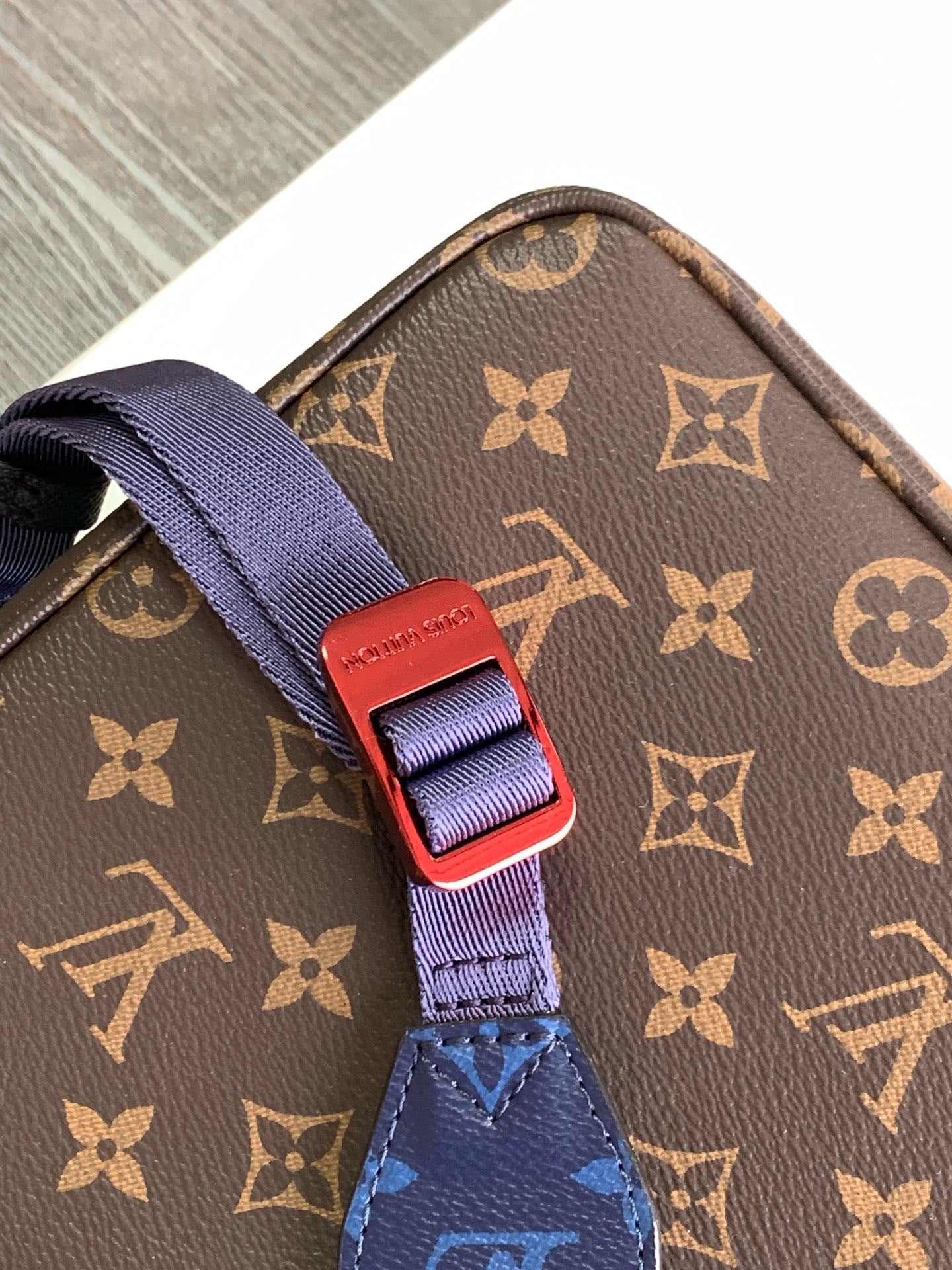 SACOCHE LOUIS VUITTON