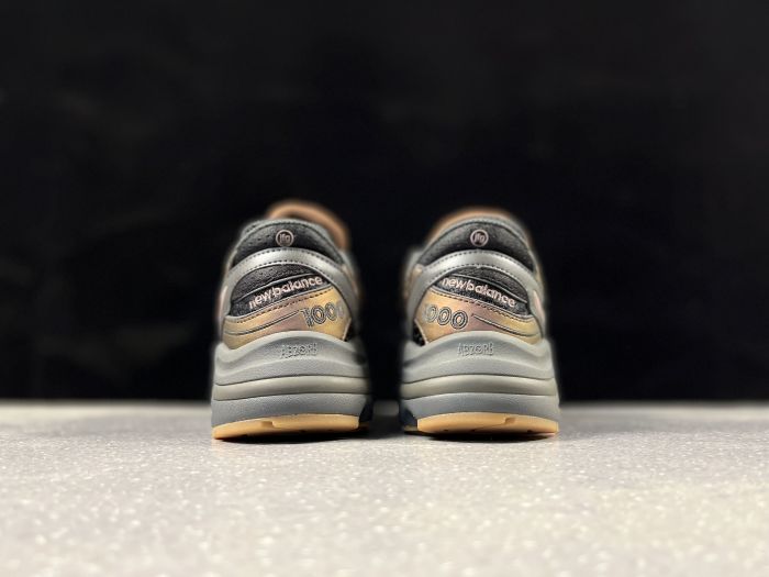 New Balance 1000JF1