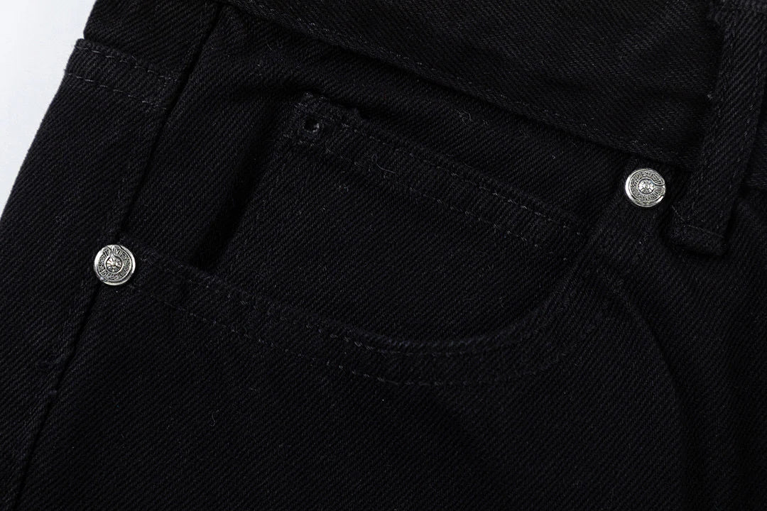 JEAN NOIR AVEC PATCH CROIX BLEUE CHROME HEARTS