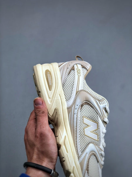 NEW BALANCE 530AA