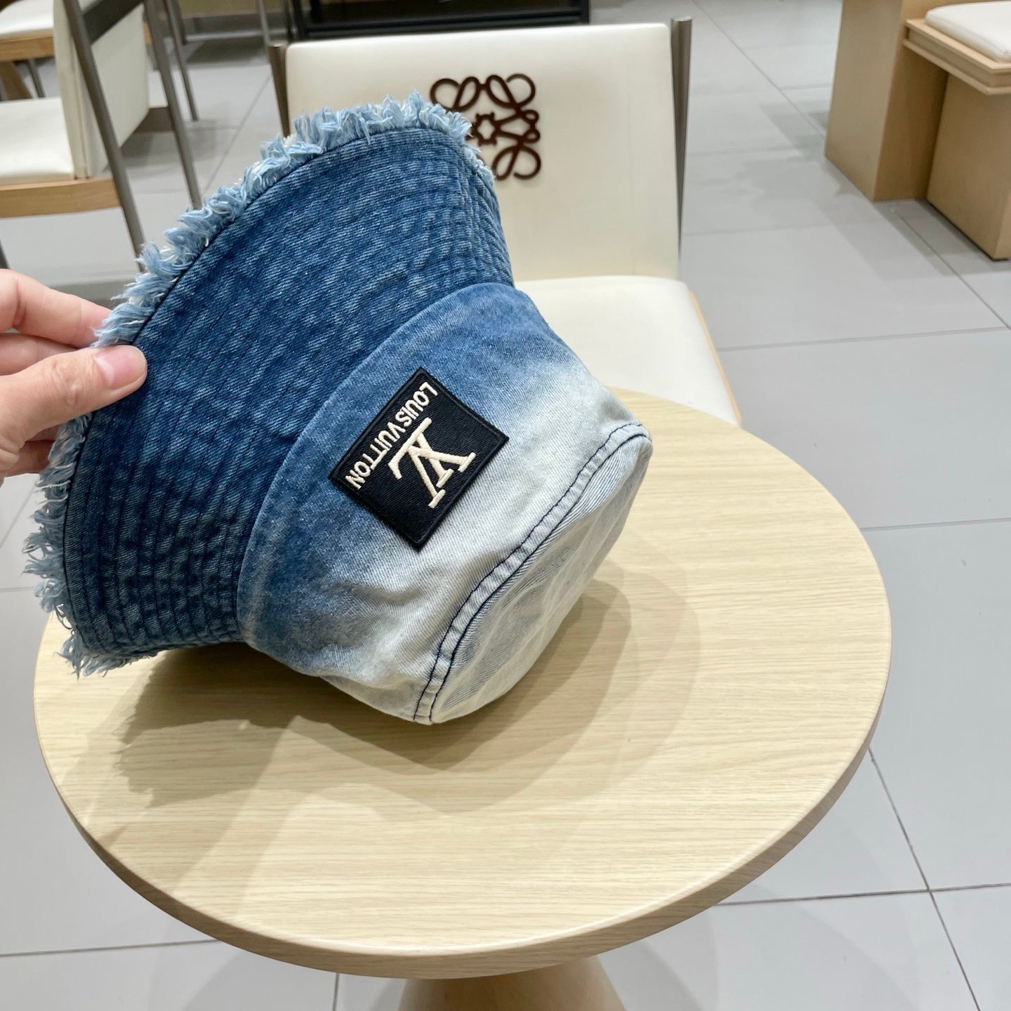 BOB LOUIS VUITTON