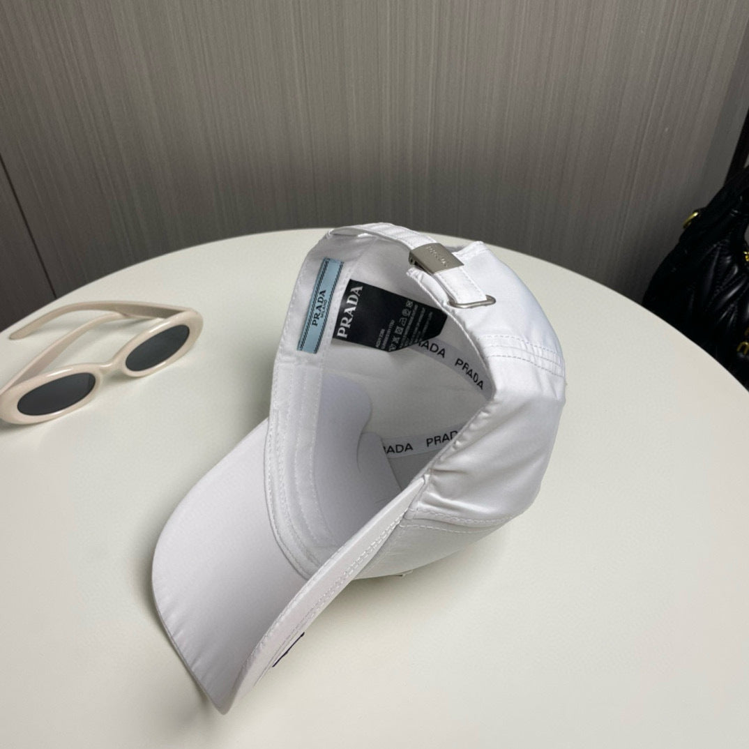 CASQUETTE PRADA