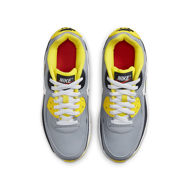 Nike Air Max 90 Cuir Go The Extra Smile