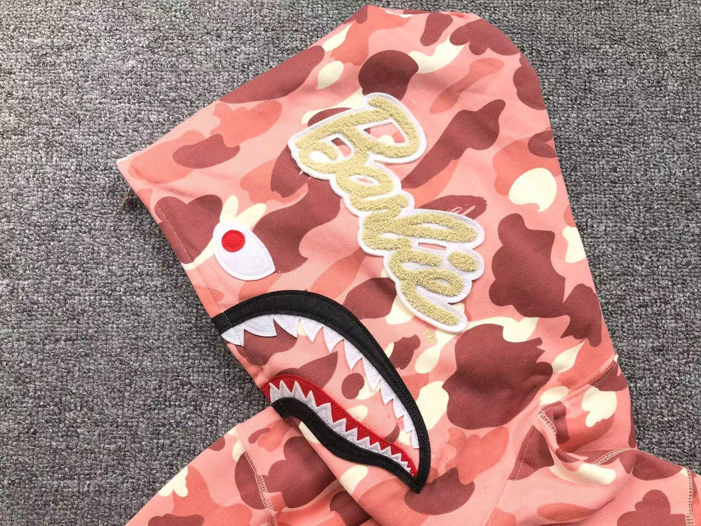Sweat à capuche entièrement zippé BAPE x BARBIE DOT CAMO SHARK rose