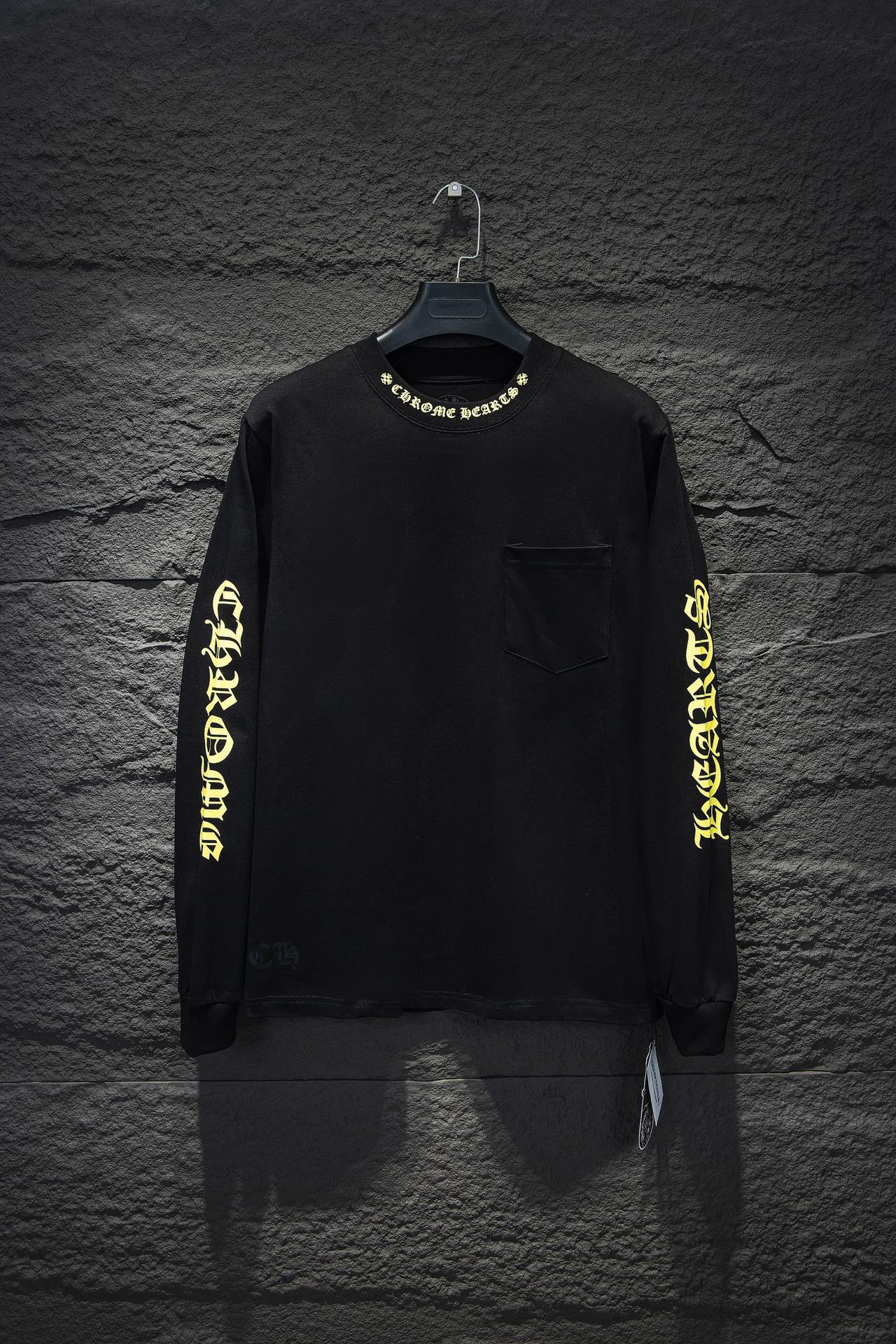 T SHIRT MANCHES LONGUES CHROME HEARTS COL JAUNE NOIRES