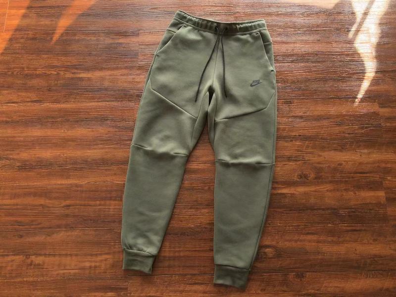 PANTALON NIKE TECH FLEECE x vert armée