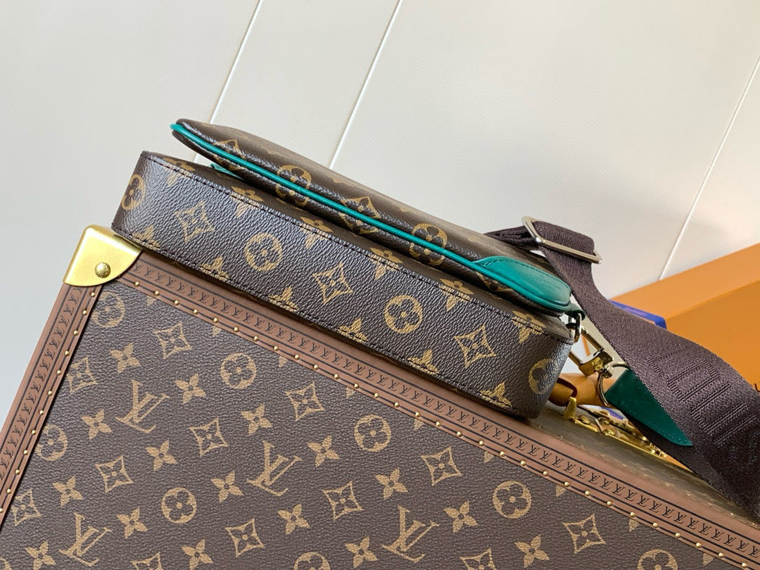 SACOCHE LOUIS VUITTON