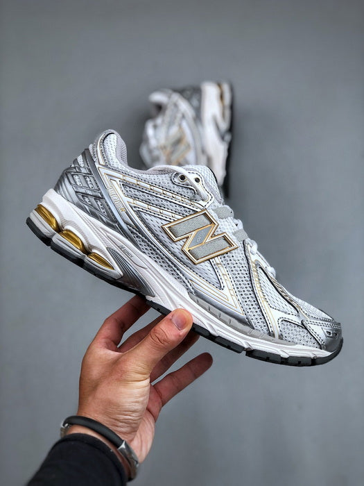 New Balance 1906R