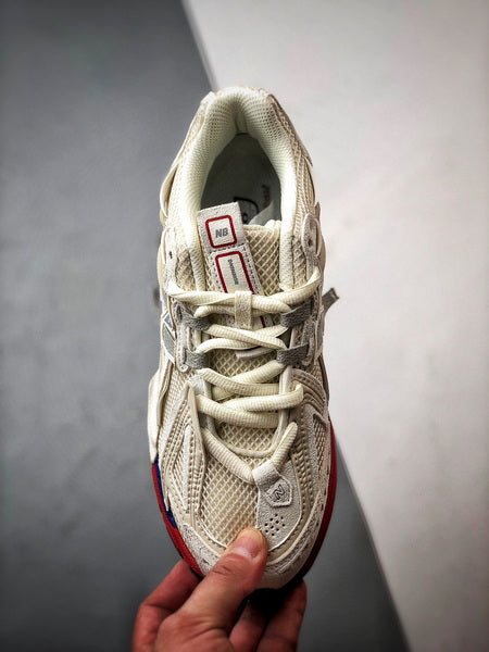 New Balance 1906A
