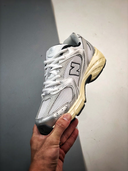 NEW BALANCE 530TA