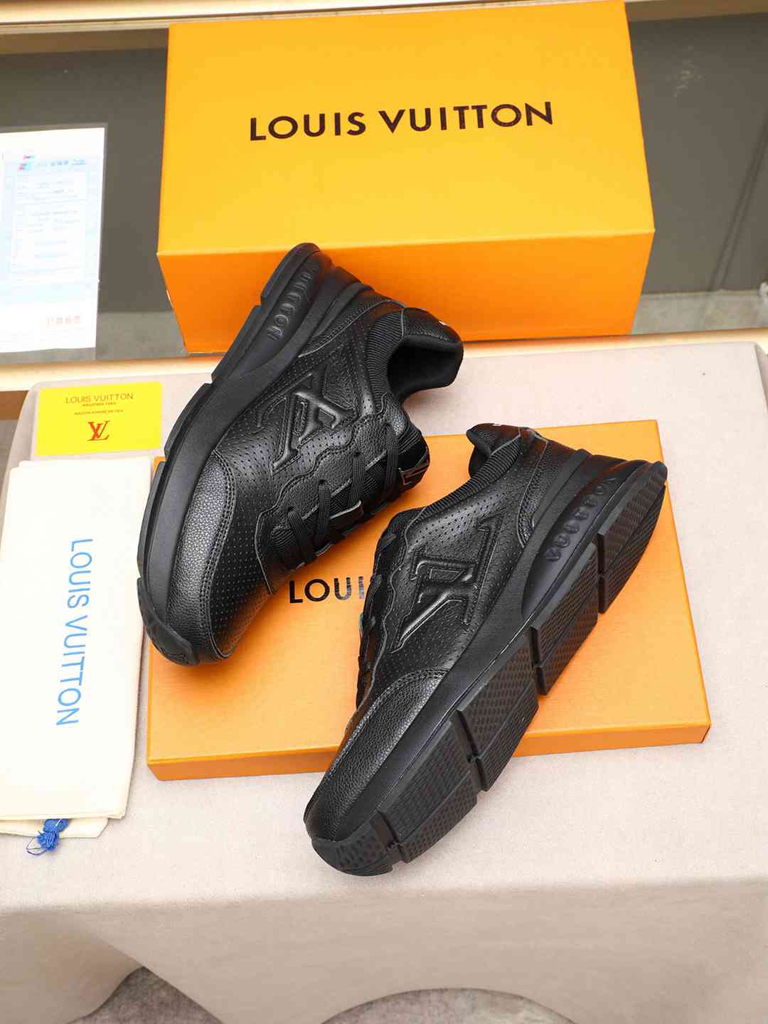 Sneaker LOUIS VUITTON FULL NOIR
