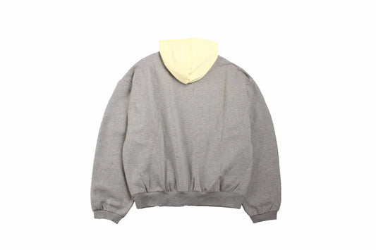 Sweat à capuche Fear of God Essentials - Gris avec capuche jaune