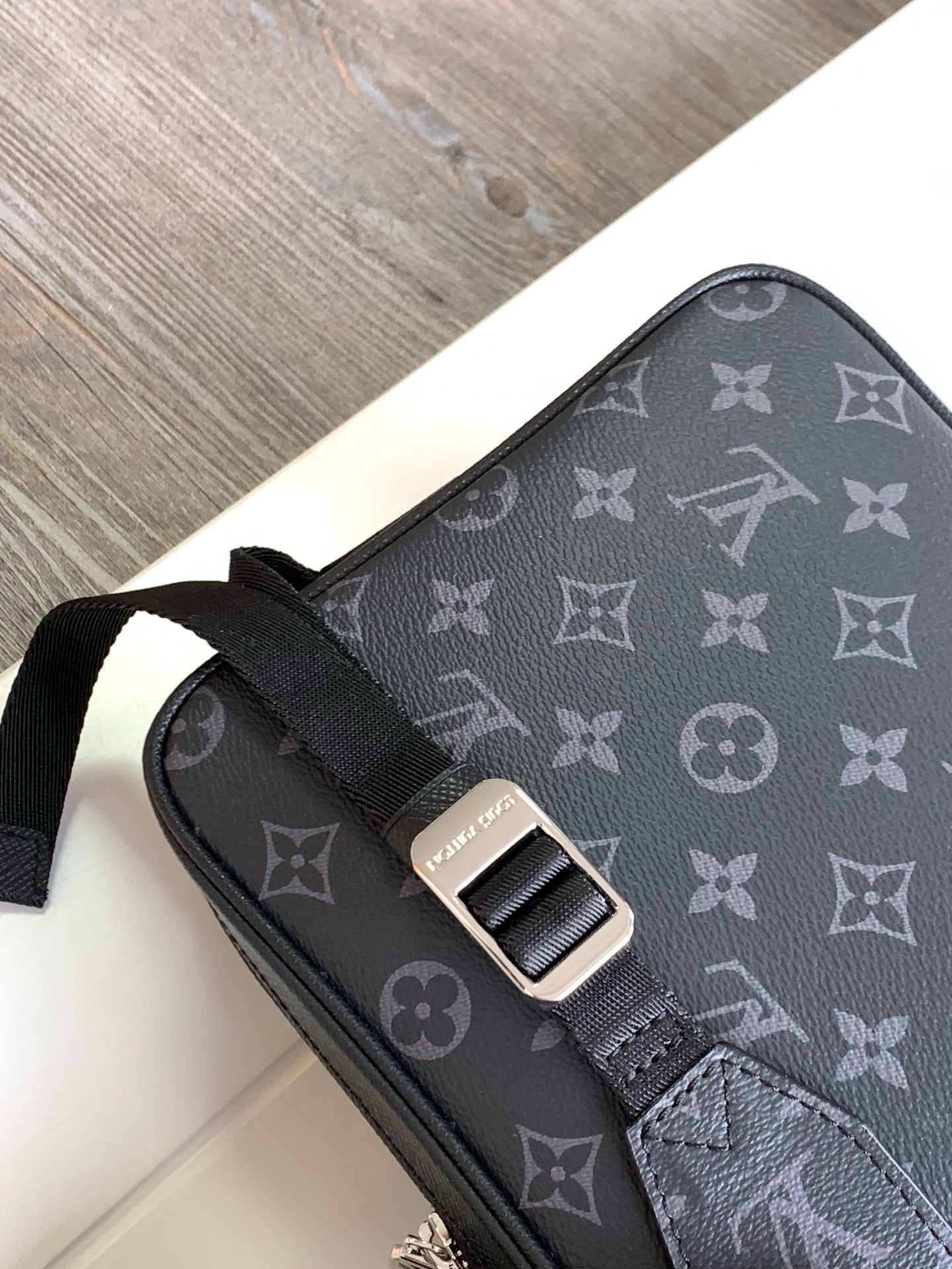SACOCHE LOUIS VUITTON