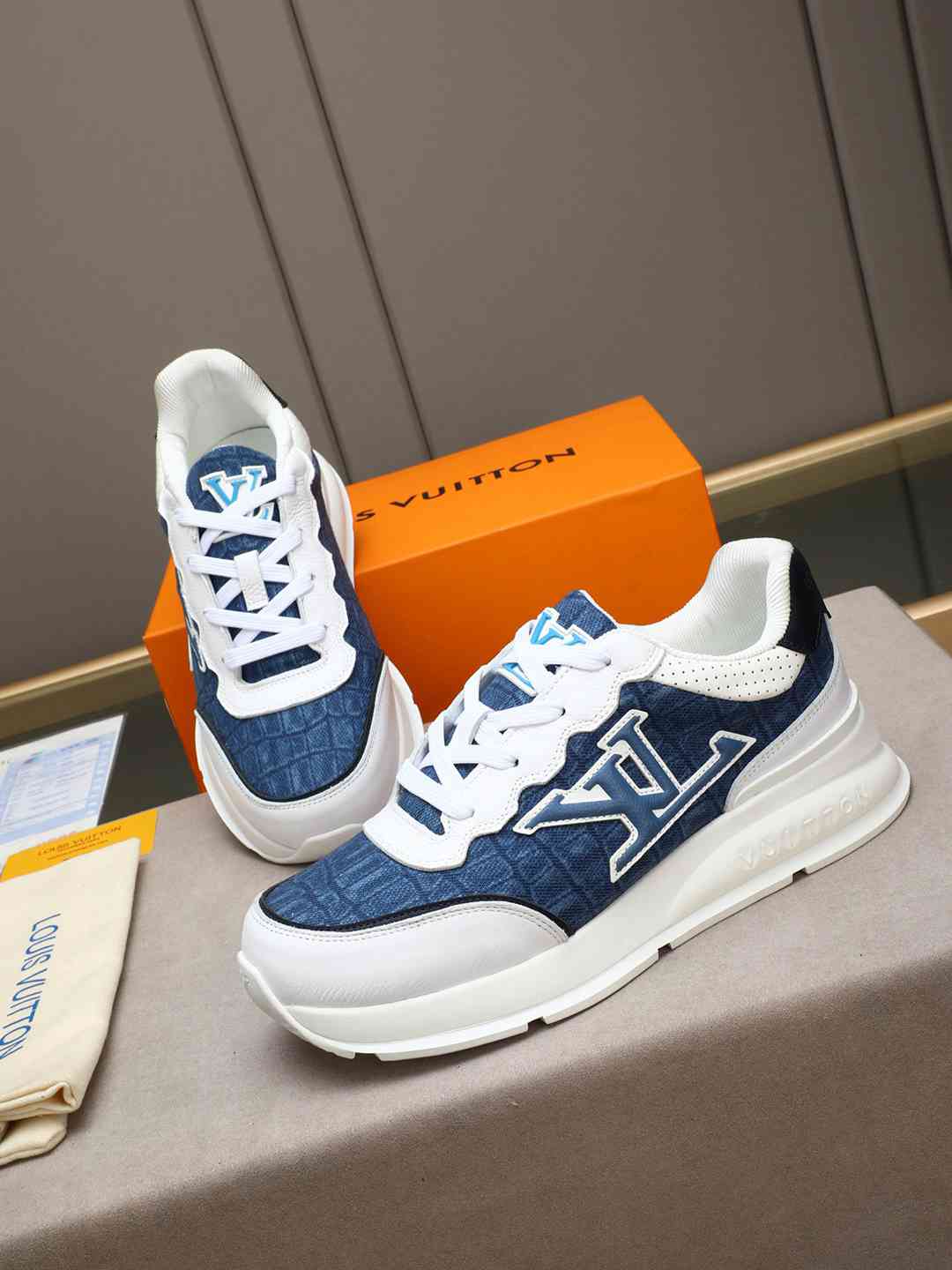 Sneaker LOUIS VUITTON BLANC BLEU
