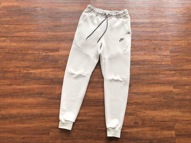 PANTALON NIKE TECH FLEECE x BLANC CRÈME