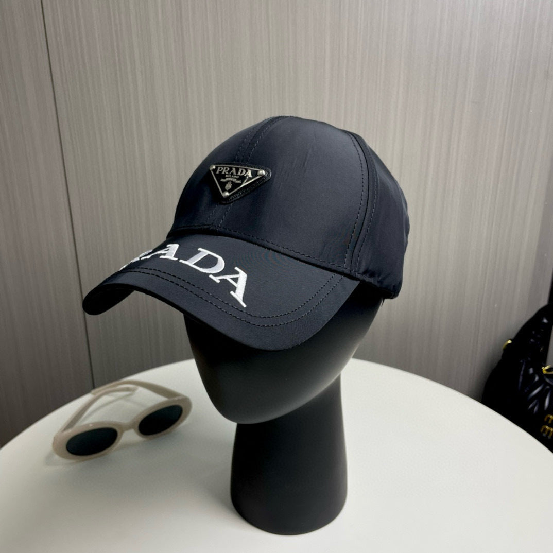 CASQUETTE PRADA
