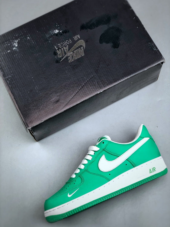 Nike Air Force 1 Low green