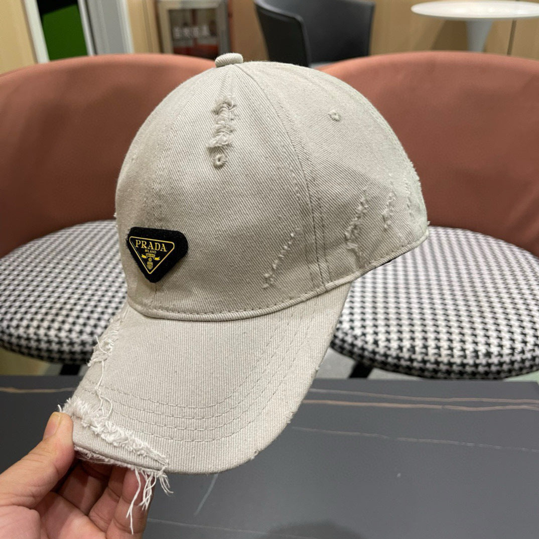 CASQUETTE PRADA