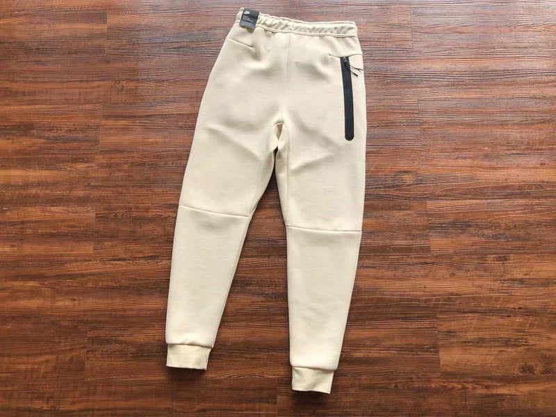 PANTALON NIKE TECH FLEECE x BEIGE