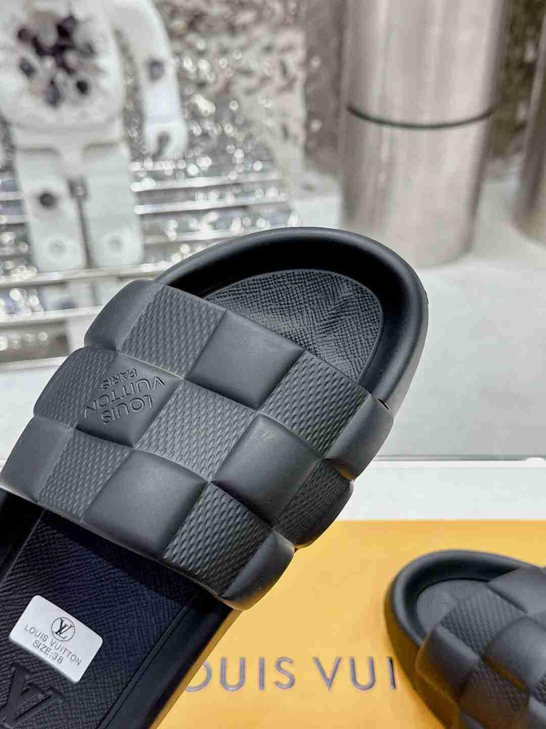 Claquette Louis Vuitton