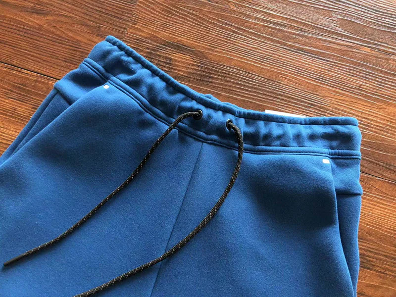 PANTALON NIKE TECH FLEECE x BLEU BLANC
