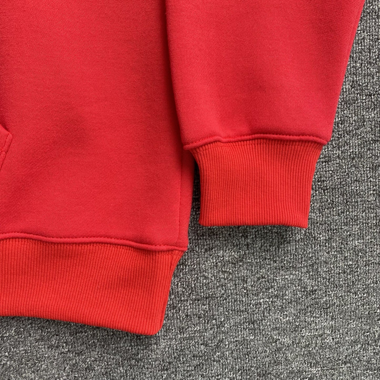Sweat à capuche avec logo Syna World Hood rouge