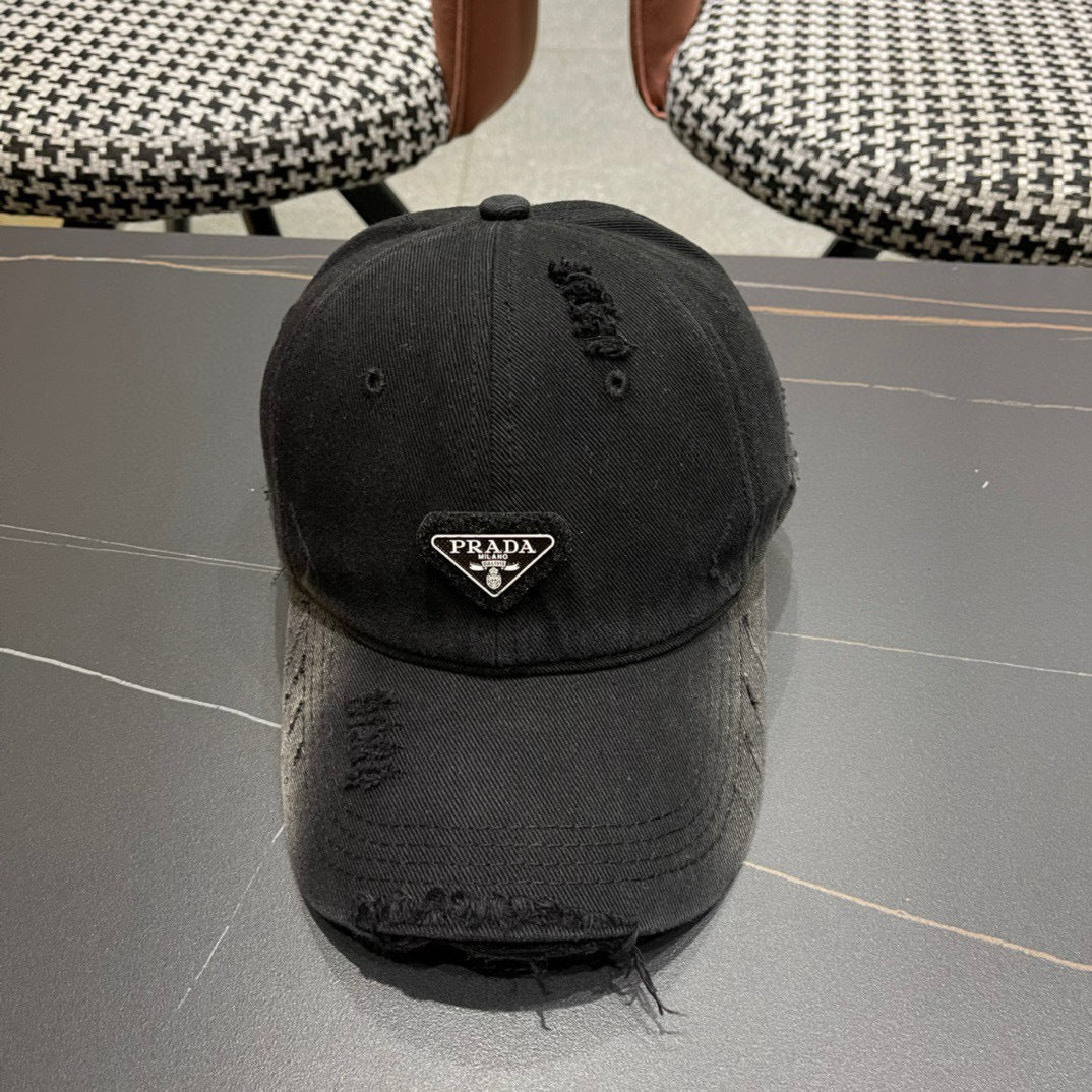 CASQUETTE PRADA