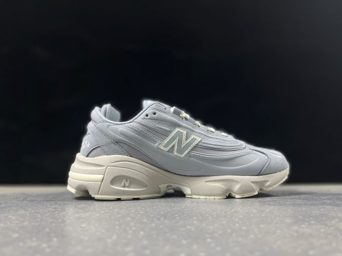 New Balance 1000KQ