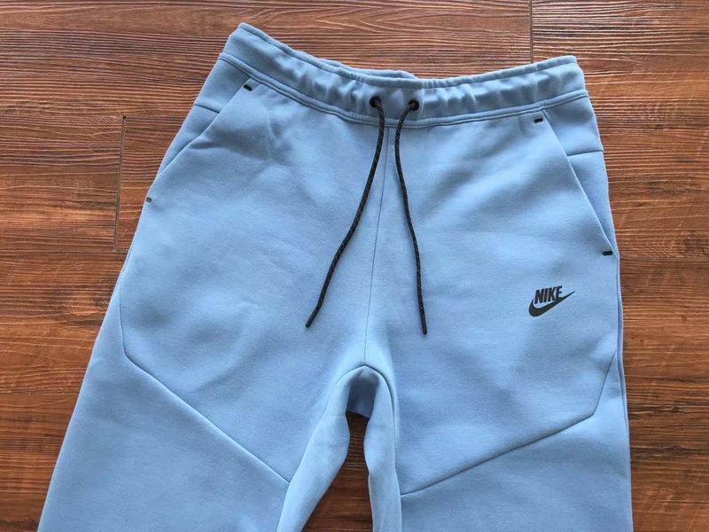 PANTALON NIKE TECH FLEECE x BLEU CLAIR