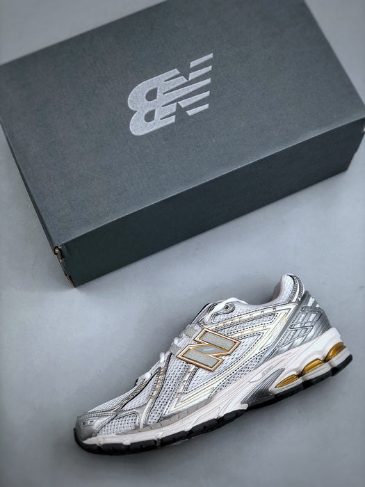 New Balance 1906R