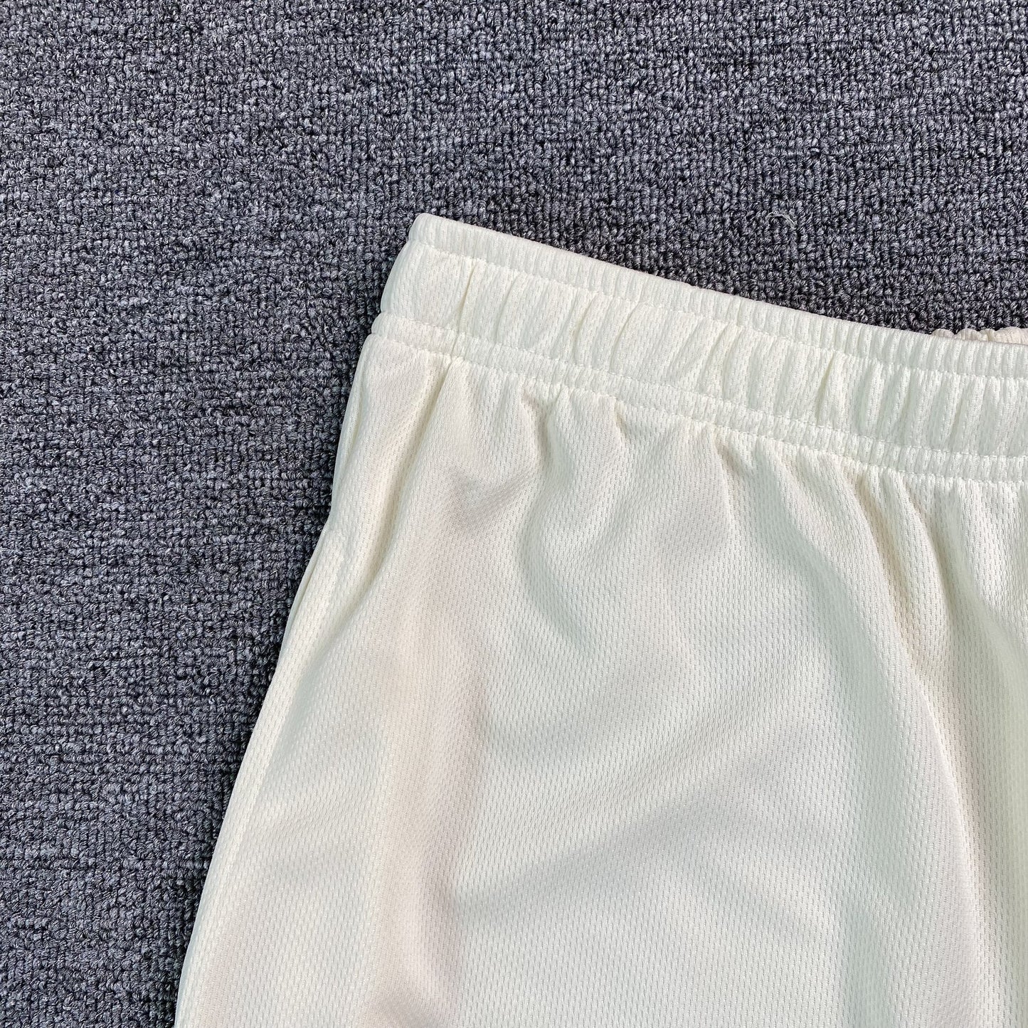 Short basique Eric Emanuel EE BLANC/Noir/Rouge
