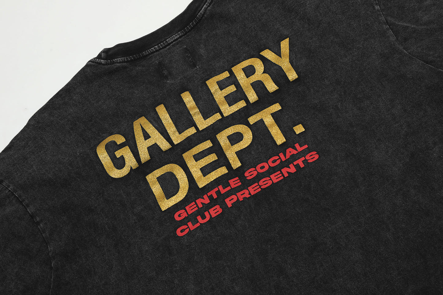 T-shirt NOIR GALLERY DEPT