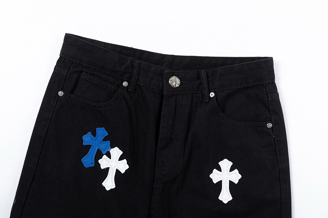 JEAN NOIR AVEC PATCH CROIX BLEUE CHROME HEARTS