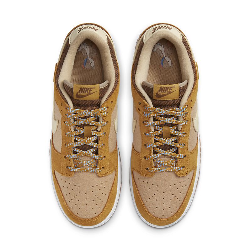 NIKE Dunk Low Teddy Bear praliné