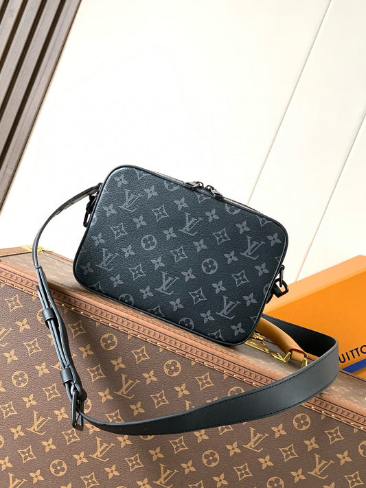 SACOCHE LOUIS VUITTON