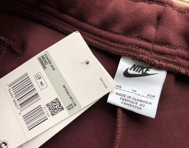 PANTALON NIKE TECH FLEECE x ROUGE BAIES/GRENADE
