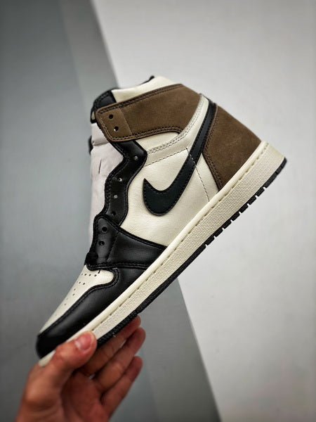 Air Jordan 1 High "Dark Mocha"