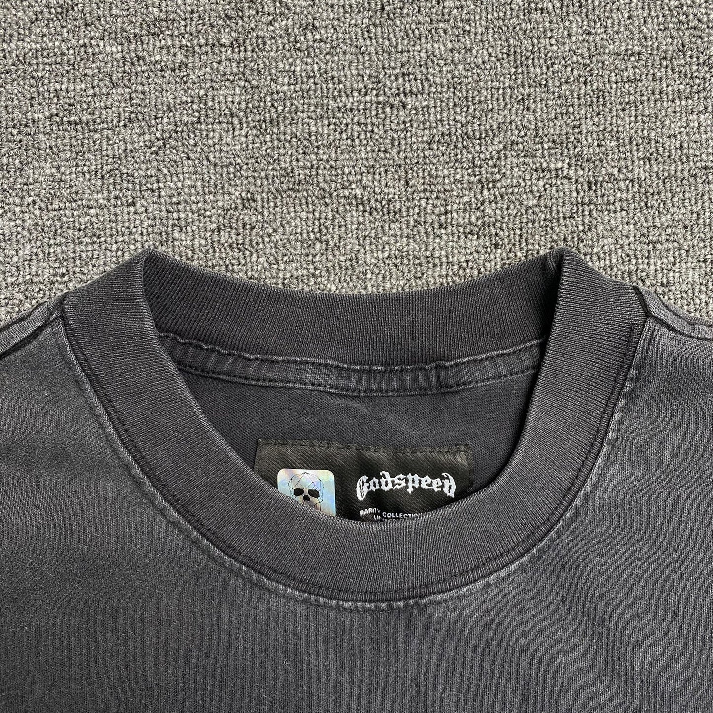 T-SHIRT GODSPEED ARTIFICIAL LOVE NOIR DÉLAVÉ