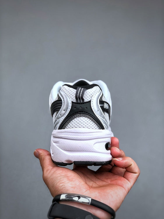 NEW BALANCE 530LB