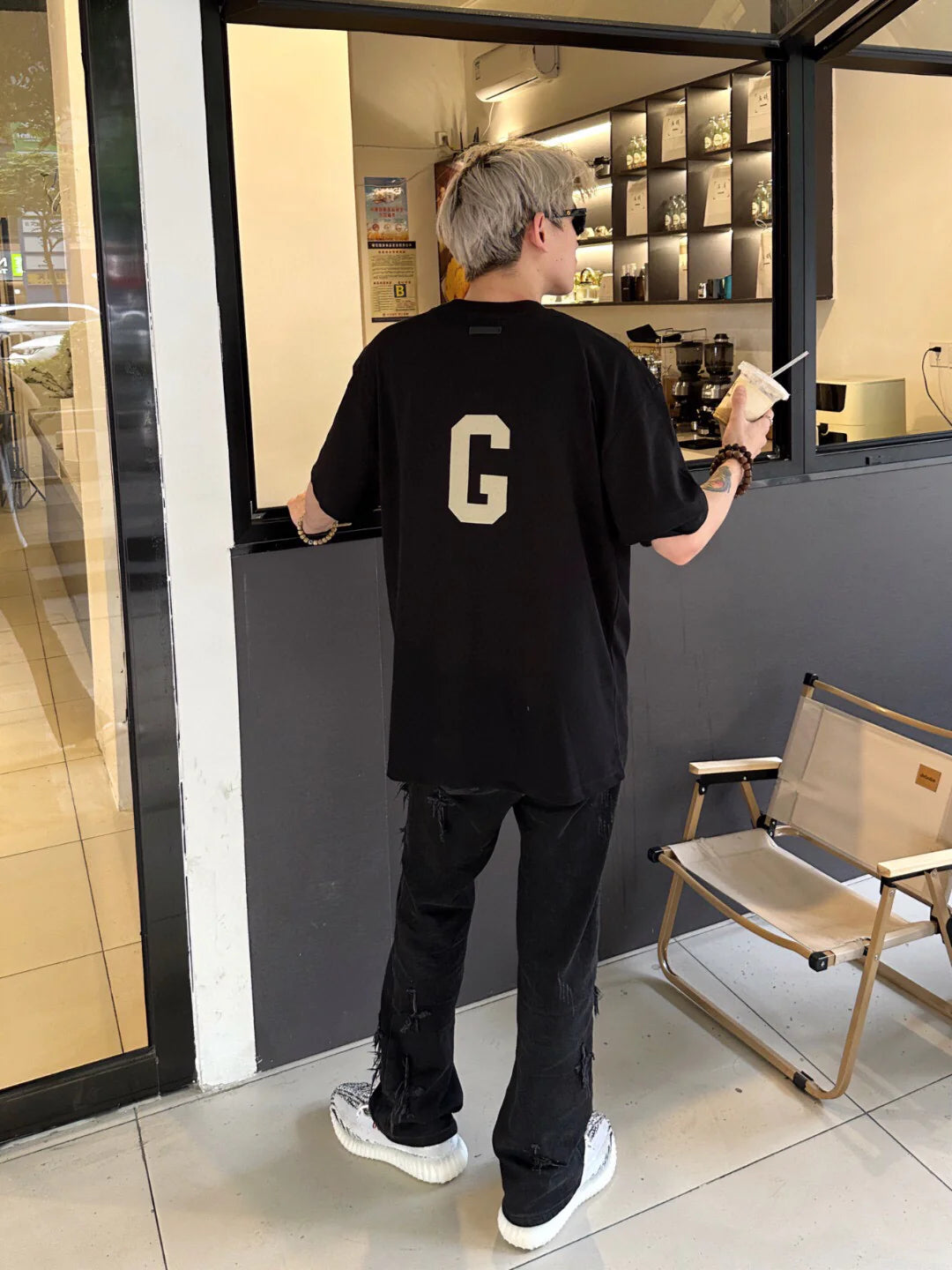 T-shirt « Fear of God » avec la lettre F (noir)