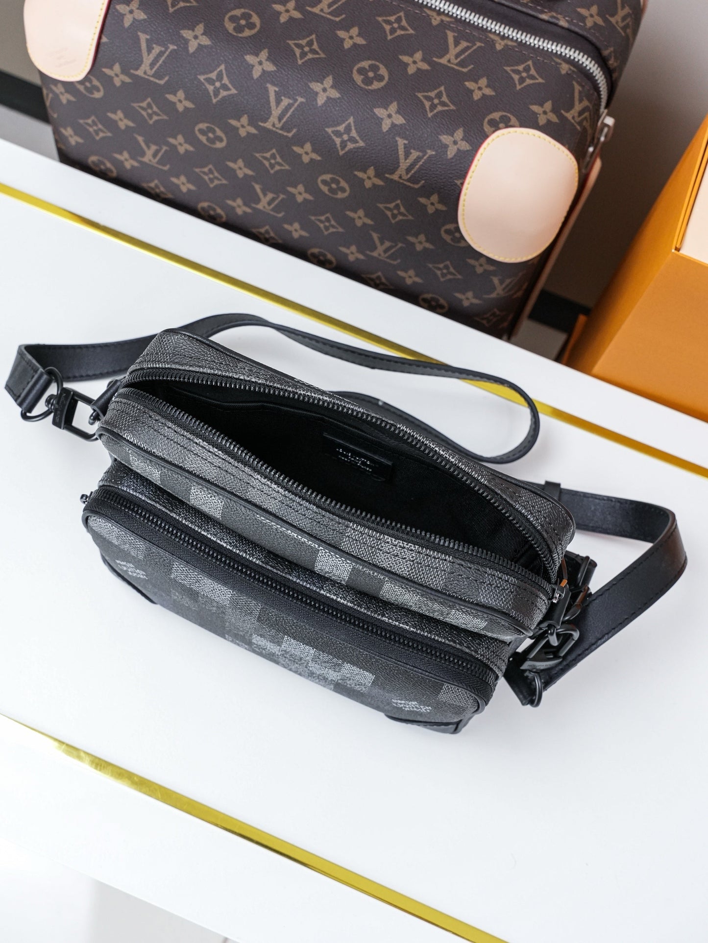 SACOCHE LOUIS VUITTON