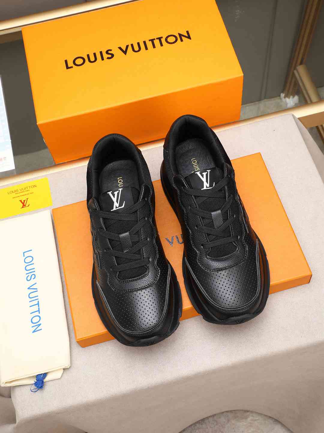 Sneaker LOUIS VUITTON FULL NOIR