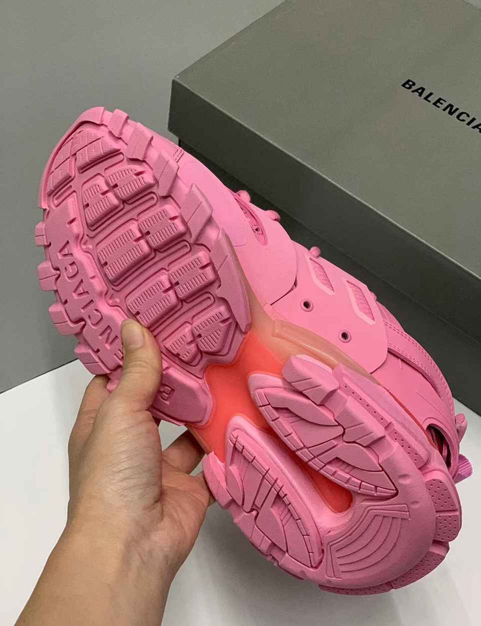 BALENCIAGA TRACK 3.0 x ROSE