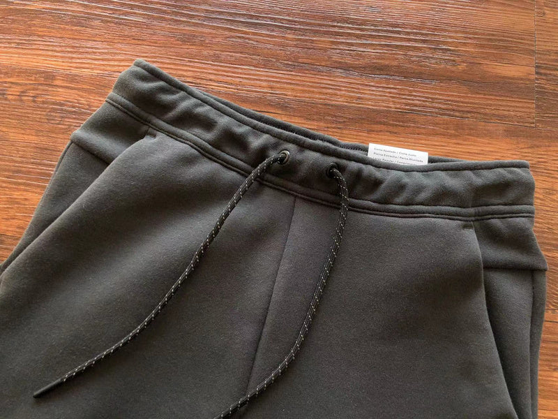 Pantalon Nike Tech Fleece x Noir/Gris Fumée foncé