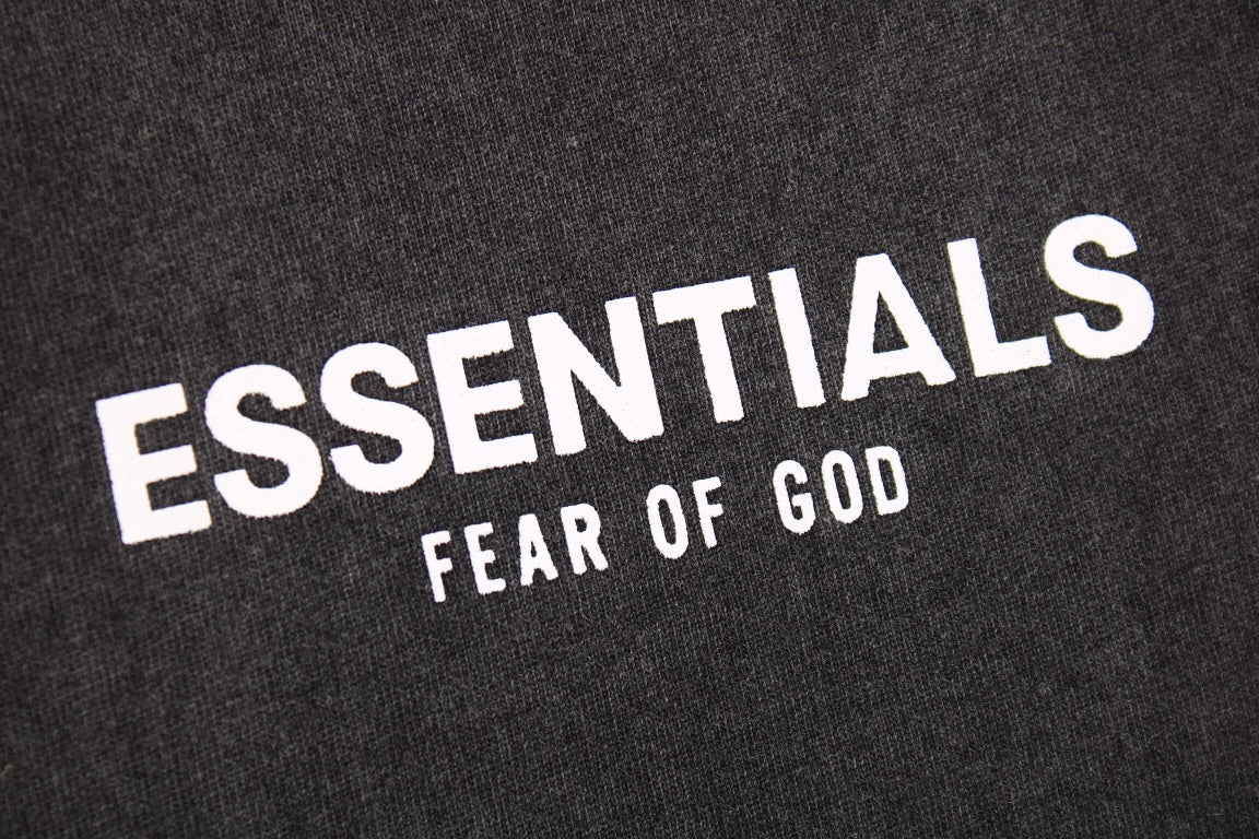 T-shirt « Fear of God » avec le texte « Give It Up »