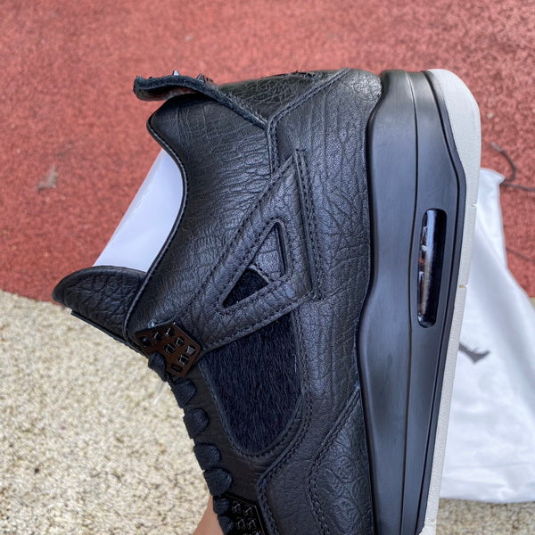 Air Jordan 4 RETRO BLACK PONEY HAIR