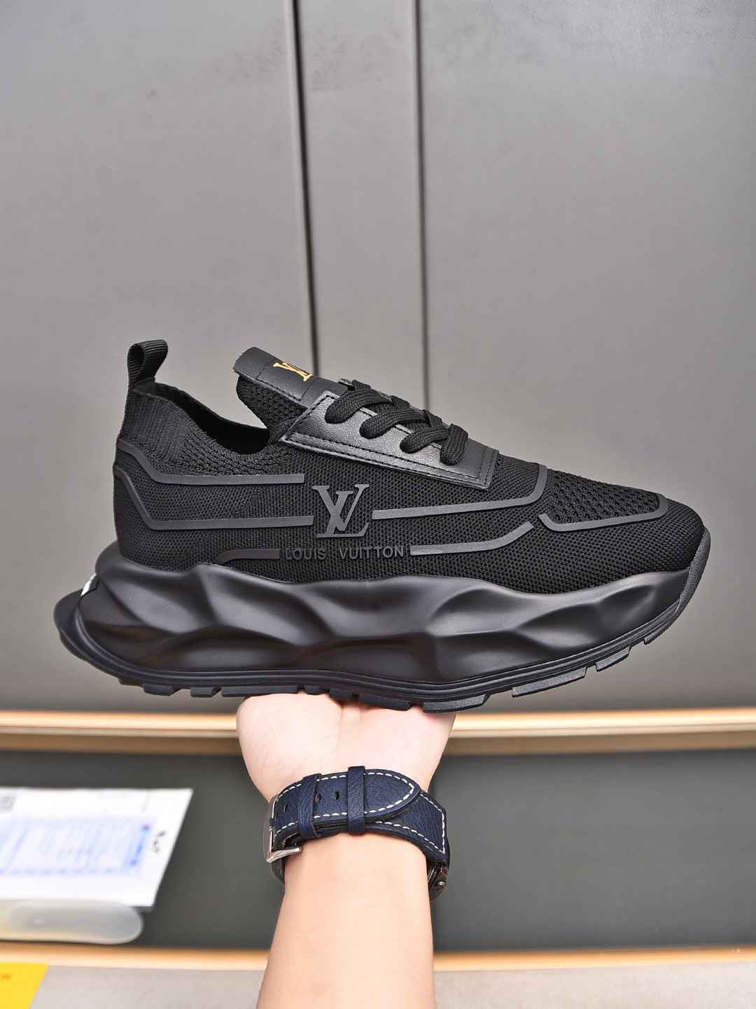 Sneaker LOUIS VUITTON NOIR