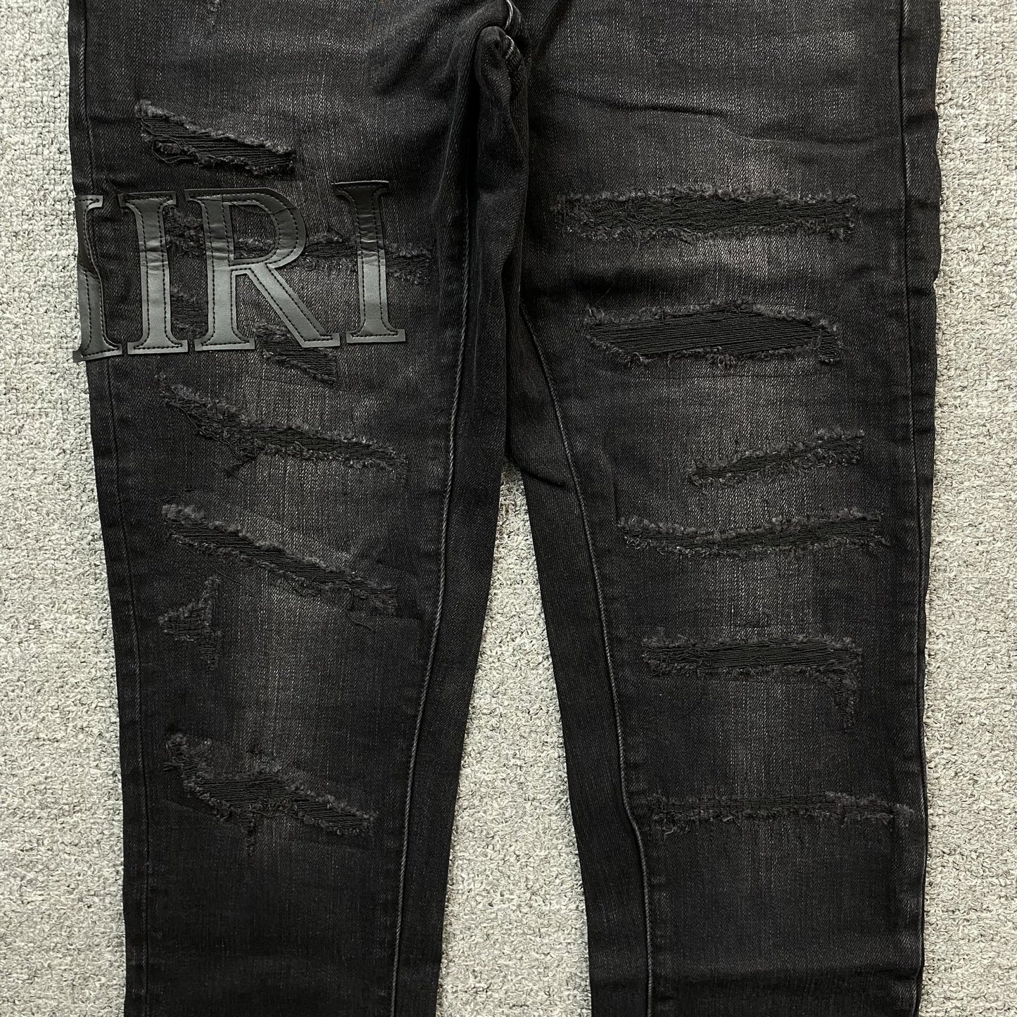 JEAN NOIR AMIRI