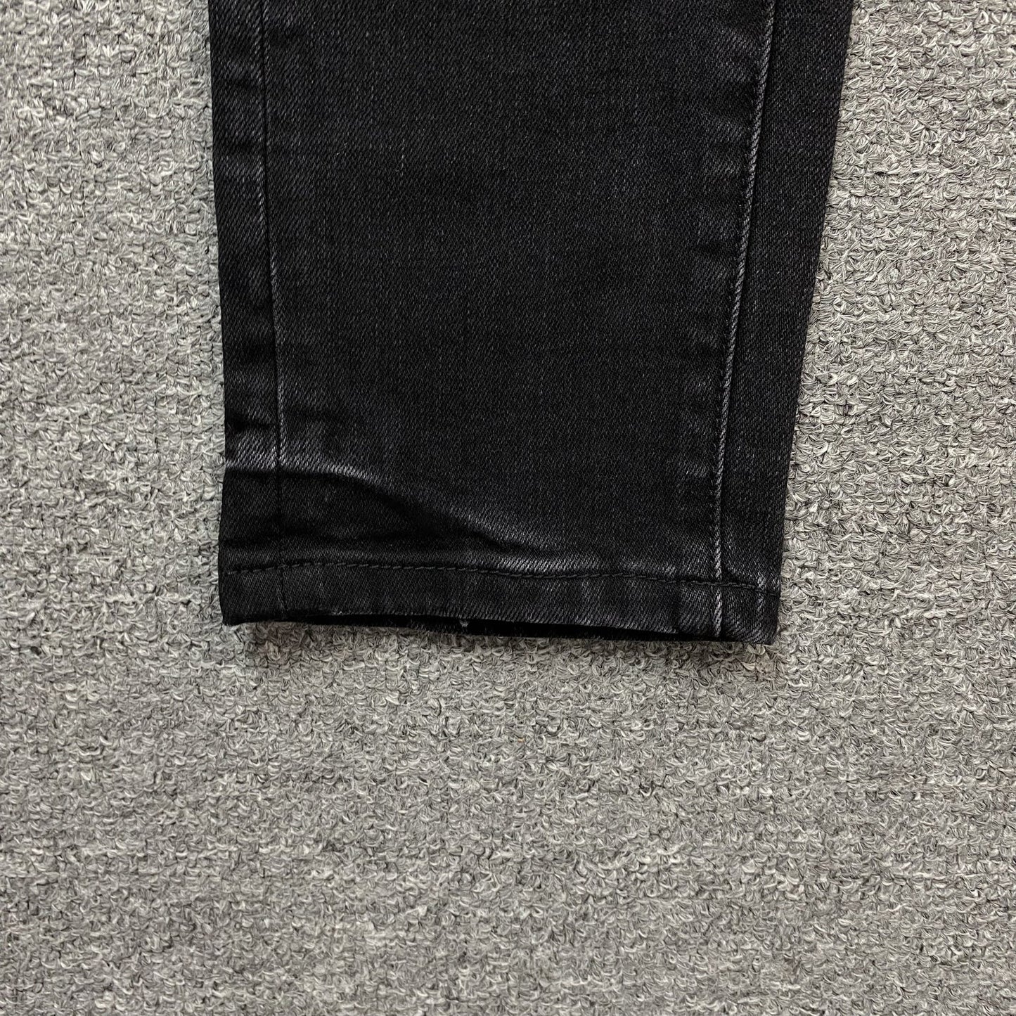 JEAN NOIR AMIRI