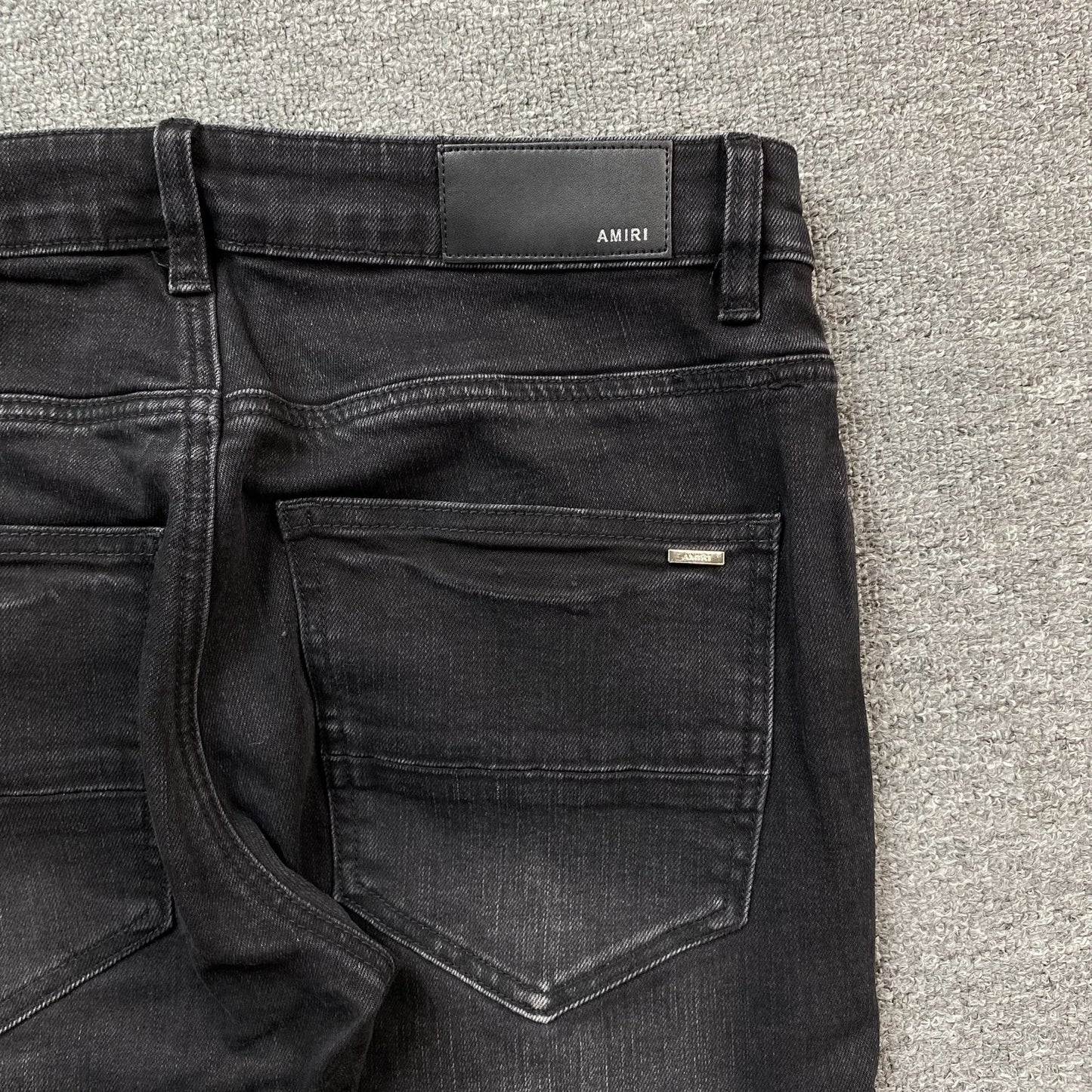 JEAN NOIR AMIRI